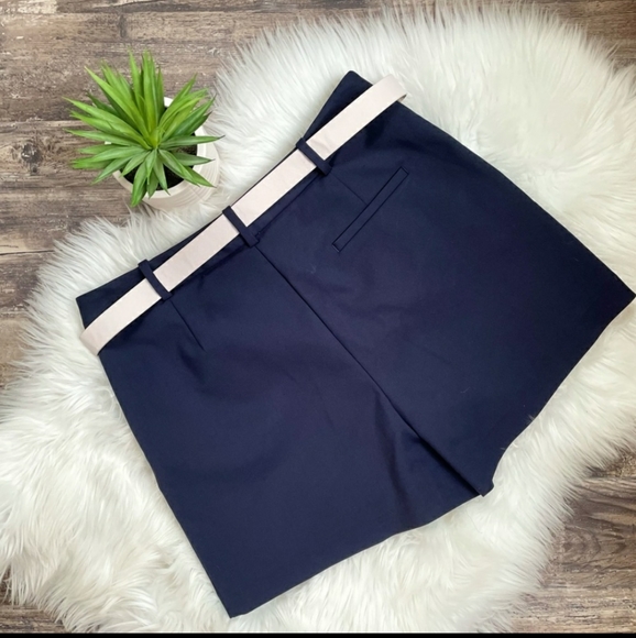 ***SOLD***Zara belted navy shorts - Size XL - Picture 3 of 3